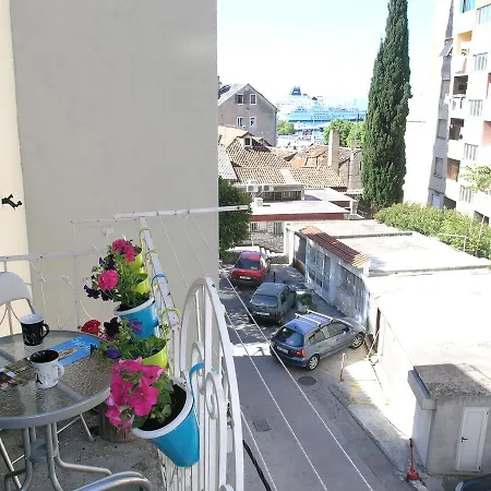 Central Split